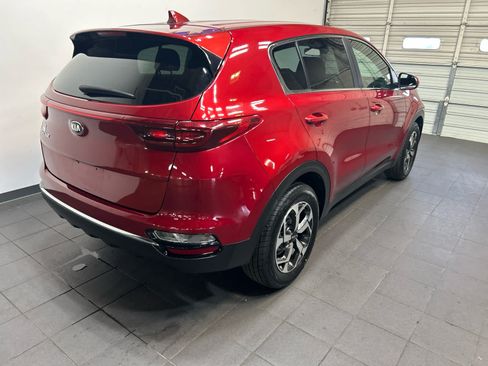 Used 2022 Kia Sportage LX FWD image 3