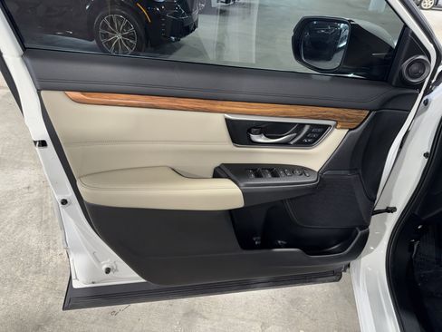 Used 2022 Honda CR-V EX-L image 17