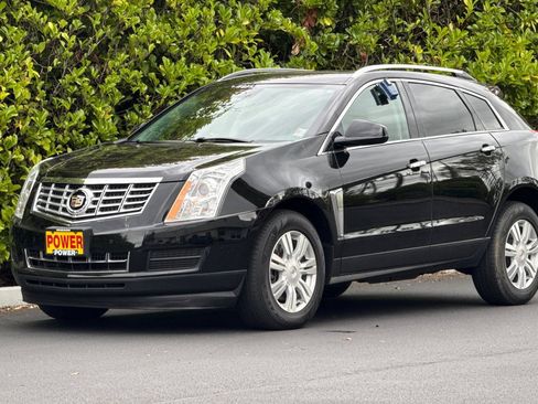 Used 2016 Cadillac SRX Luxury w/ Driver Awareness Package FWD image 8