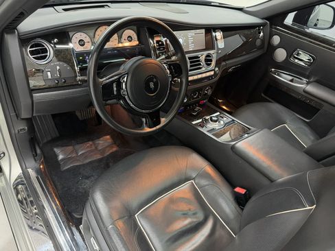 Used 2013 Rolls-Royce Ghost RWD image 58