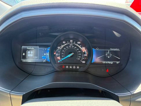 Used 2022 Ford Edge Titanium w/ Equipment Group 301A AWD/4WD image 15
