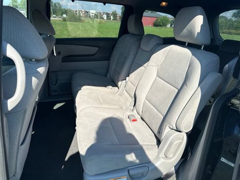 Used 2016 Honda Odyssey SE image 15