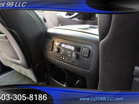 Used 2016 GMC Yukon SLT w/ Open Road Package AWD/4WD image 19