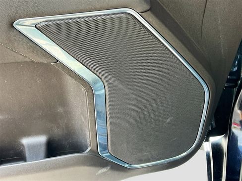 Used 2024 Chevrolet Silverado 1500 LT w/ Z71 Off-Road Package image 19