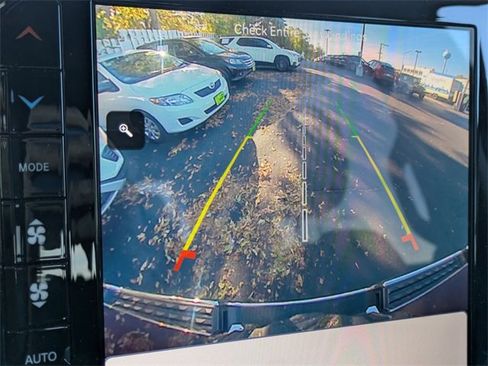 Certified 2022 RAM 1500 Laramie image 19