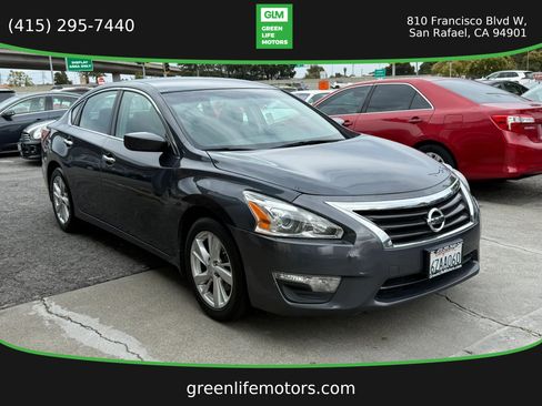 Used 2013 Nissan Altima 2.5 SV FWD image 3