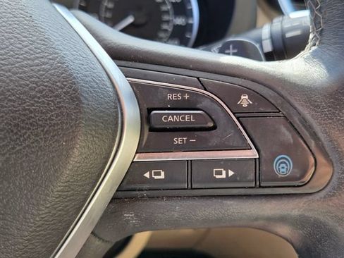 Used 2021 INFINITI QX50 Essential FWD image 32