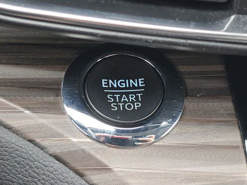 Used 2022 Ford Explorer Limited w/ Equipment Group 301A image 26