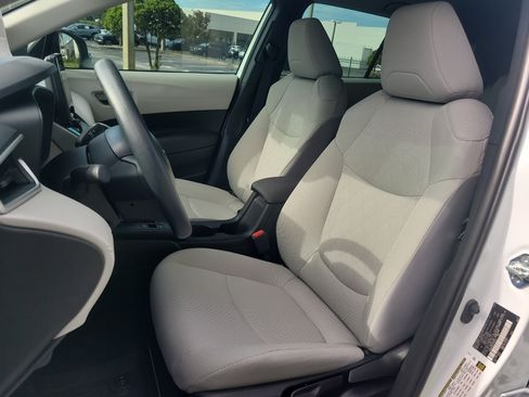 Certified 2026 Toyota Corolla Cross L FWD image 19