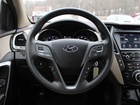 Used 2017 Hyundai Santa Fe Sport image 34