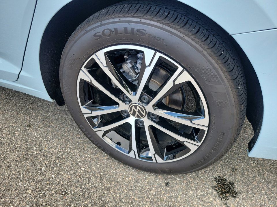 Certified 2026 Volkswagen Jetta Sport FWD image 25