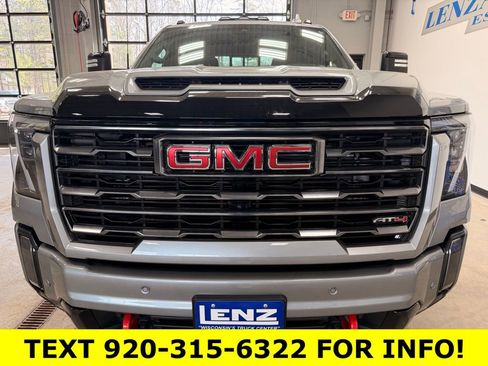 Used 2024 GMC Sierra 3500 AT4 w/ AT4 Premium Plus Package AWD/4WD image 3