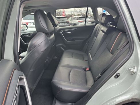 Used 2019 Toyota RAV4 Adventure image 12