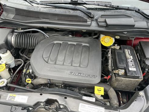 Used 2019 Dodge Grand Caravan SXT FWD image 41