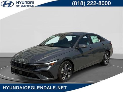 New 2026 Hyundai Elantra Limited FWD image 1