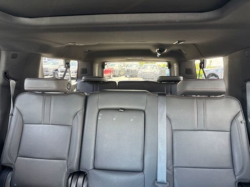 Used 2024 Chevrolet Suburban RST w/ Luxury Package AWD/4WD image 25