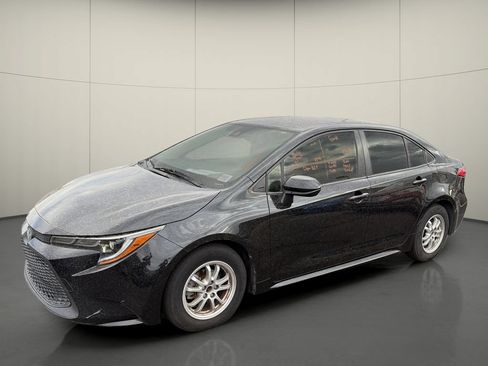 Used 2022 Toyota Corolla LE w/ Carpet Mat Package (TMS) FWD image 3