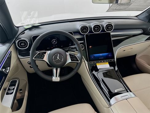 New 2026 Mercedes-Benz GLC 300 4MATIC image 23