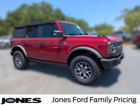 New 2025 Ford Bronco Badlands AWD/4WD image 2