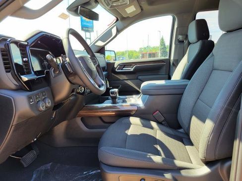 New 2026 Chevrolet Silverado 1500 RST w/ Convenience Package II AWD/4WD image 8