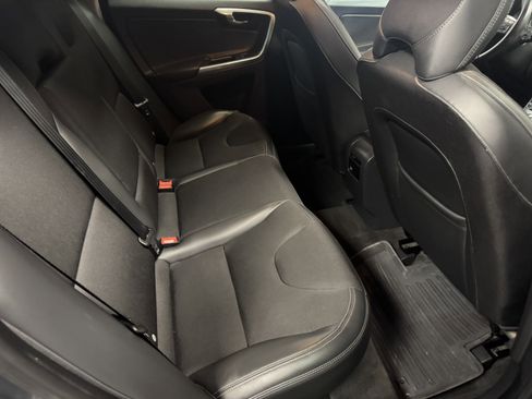 Used 2017 Volvo XC60 T5 w/ Tailgate Package FWD image 13
