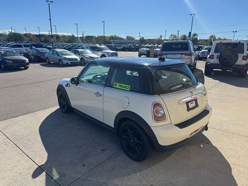 Used 2012 MINI Cooper Hardtop image 7