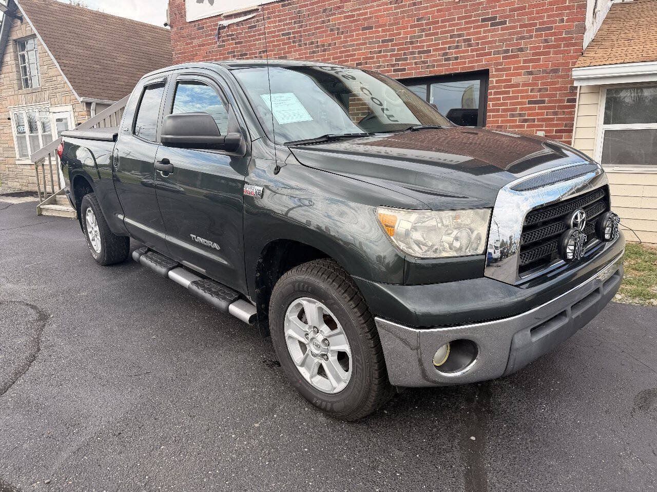 Used 2008 Toyota Tundra 4x4 Double Cab image 2