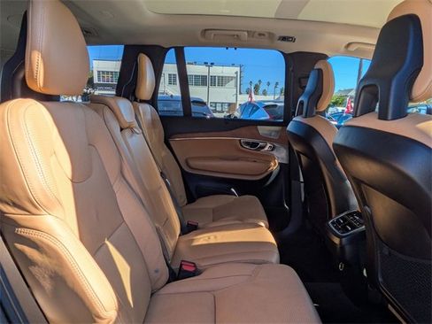 Used 2016 Volvo XC90 T6 Inscription w/ Protection Package Plus image 27