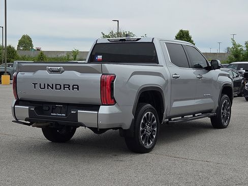 Used 2024 Toyota Tundra Limited AWD/4WD image 5