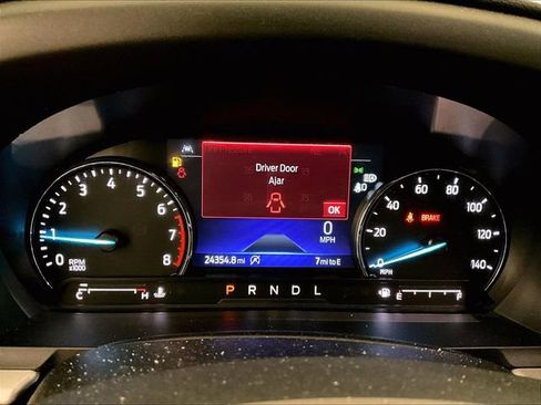 Used 2023 Ford Explorer XLT w/ Equipment Group 202A AWD/4WD image 19