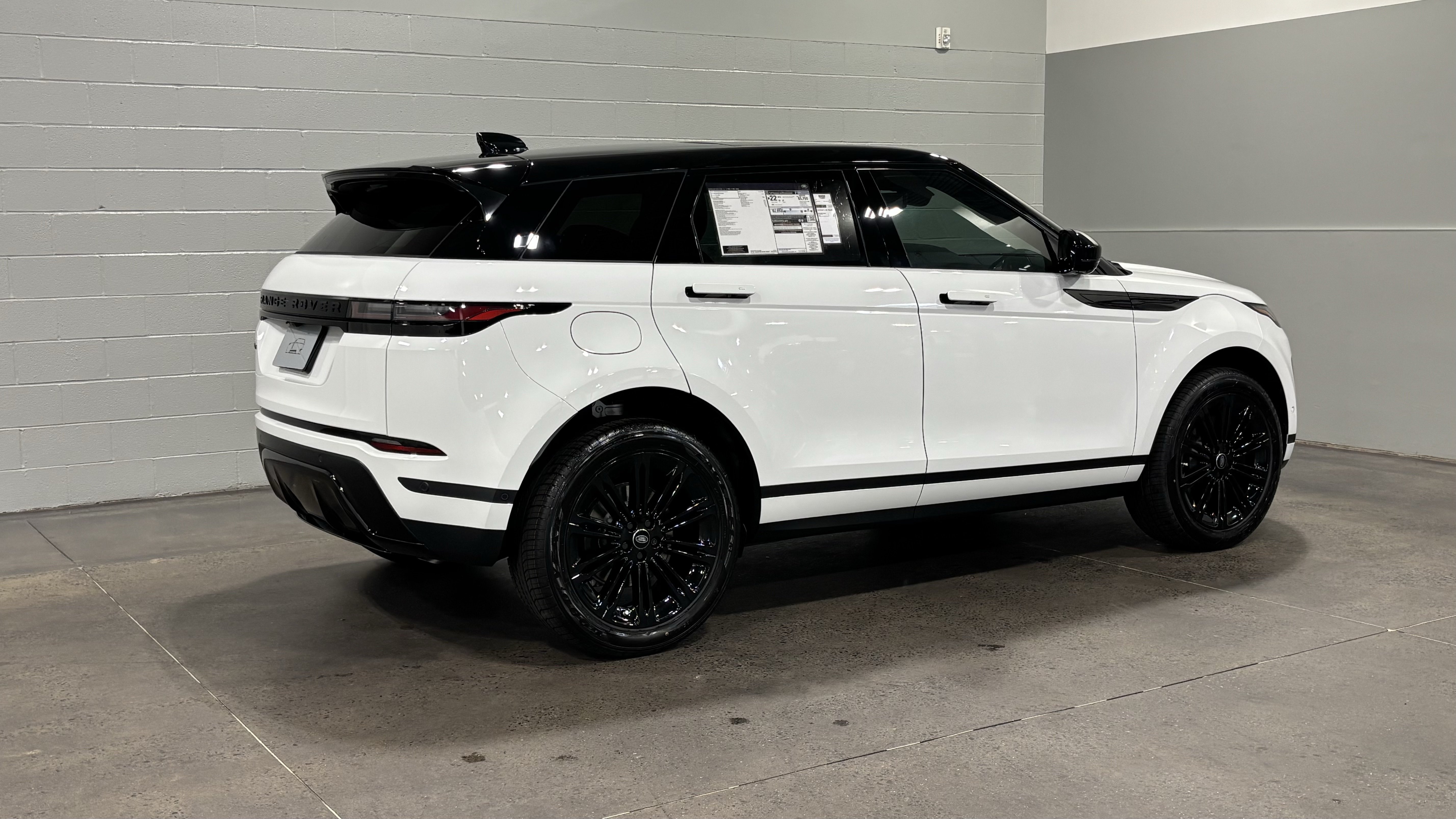 New 2026 Land Rover Range Rover Evoque S AWD/4WD image 2