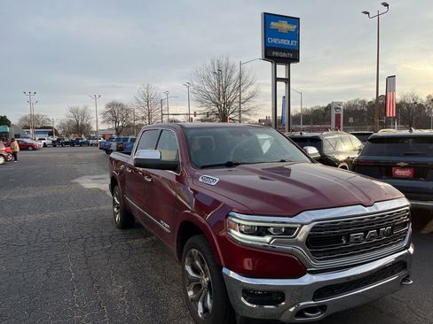 Used 2020 RAM 1500 Limited image 28