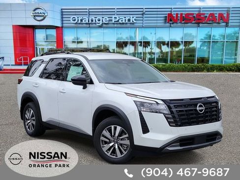 New 2026 Nissan Pathfinder SL FWD image 1