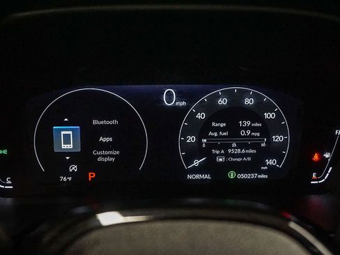 Used 2023 Honda Pilot Elite image 25