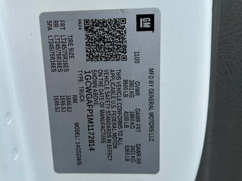 Used 2021 Chevrolet Express 2500 w/ Driver Convenience Package RWD image 31