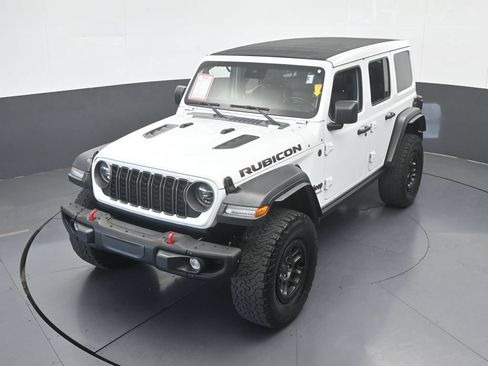 Used 2022 Jeep Wrangler Unlimited Rubicon w/ Xtreme Recon 35" Tire Package AWD/4WD image 49