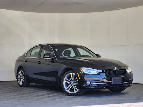 Used 2018 BMW 330i xDrive Sedan AWD/4WD image 1