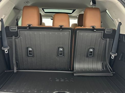 New 2025 Nissan Pathfinder Platinum w/ Cargo Package image 13