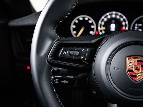 Certified 2025 Porsche 911 GT3 RWD image 17