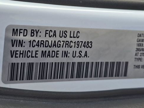Used 2024 Dodge Durango SXT w/ 3rd Row Seating Group AWD/4WD image 32