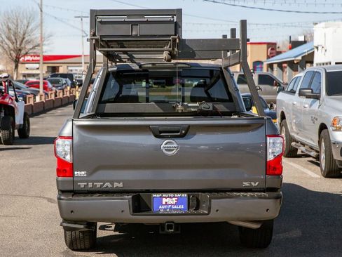 Used 2021 Nissan Titan SV w/ Accessory Utility Package image 6