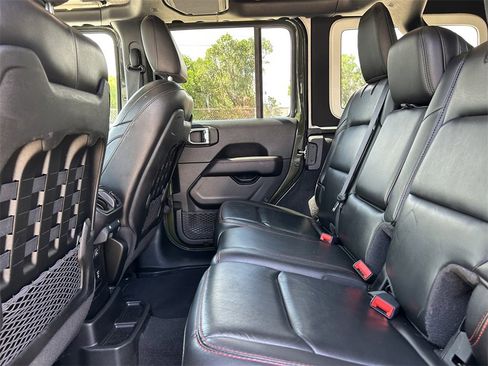 Used 2021 Jeep Wrangler Unlimited Rubicon image 14