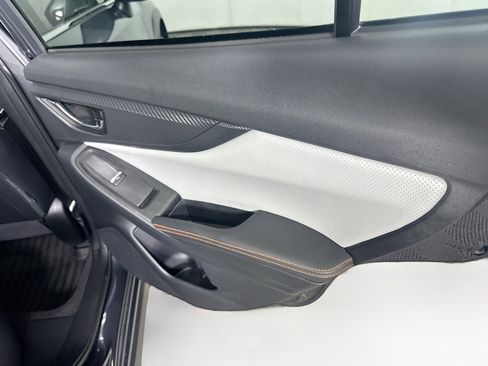 Used 2023 Subaru Crosstrek 2.5i Limited w/ Moonroof Package image 29