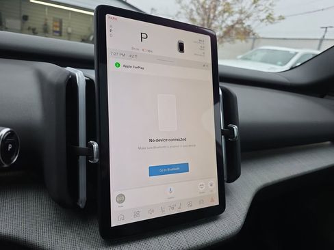 New 2025 Volvo EX30 Plus w/ Protection Package Premier image 31