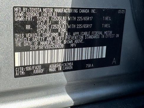 Certified 2025 Toyota RAV4 XLE AWD/4WD image 30