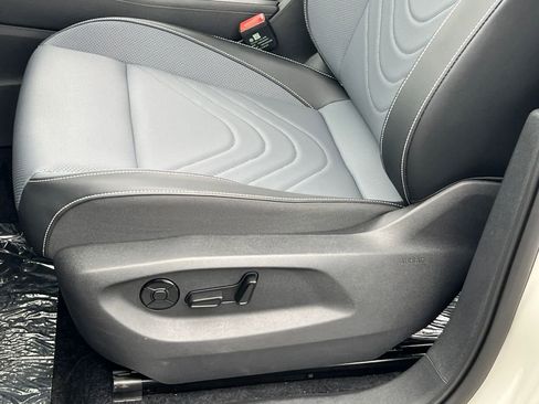 New 2026 Volkswagen Tiguan SE R-Line image 31