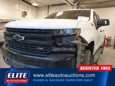 Used 2019 Chevrolet Silverado 1500 LT Trail Boss AWD/4WD image 3