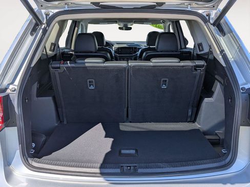 Used 2019 Volkswagen Atlas SEL R-Line AWD/4WD image 36