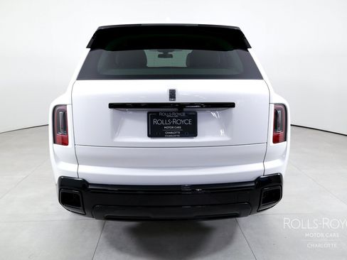 Used 2026 Rolls-Royce Cullinan AWD/4WD image 9