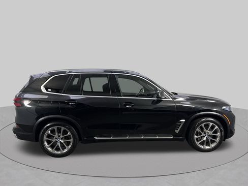 Used 2024 BMW X5 xDrive50e AWD/4WD image 37